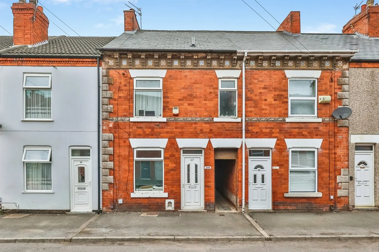 3 bed house for sale, Carlingford Road, Hucknall, NG15