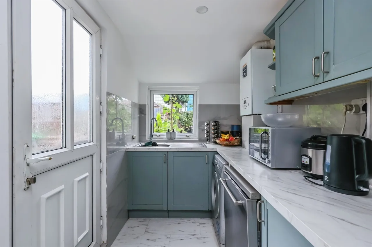 Carlingford Road, Hucknall, NG15, photo 5