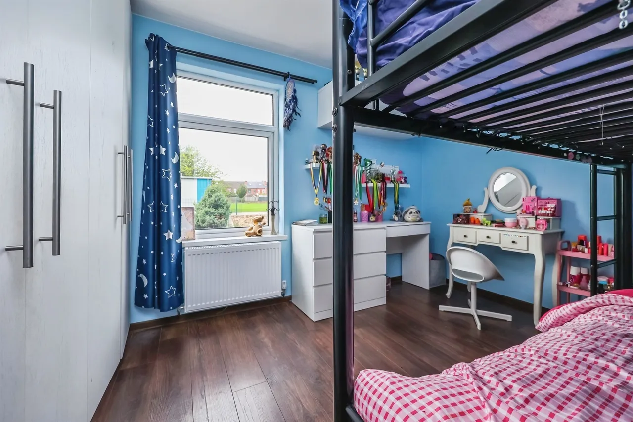 Carlingford Road, Hucknall, NG15, photo 9