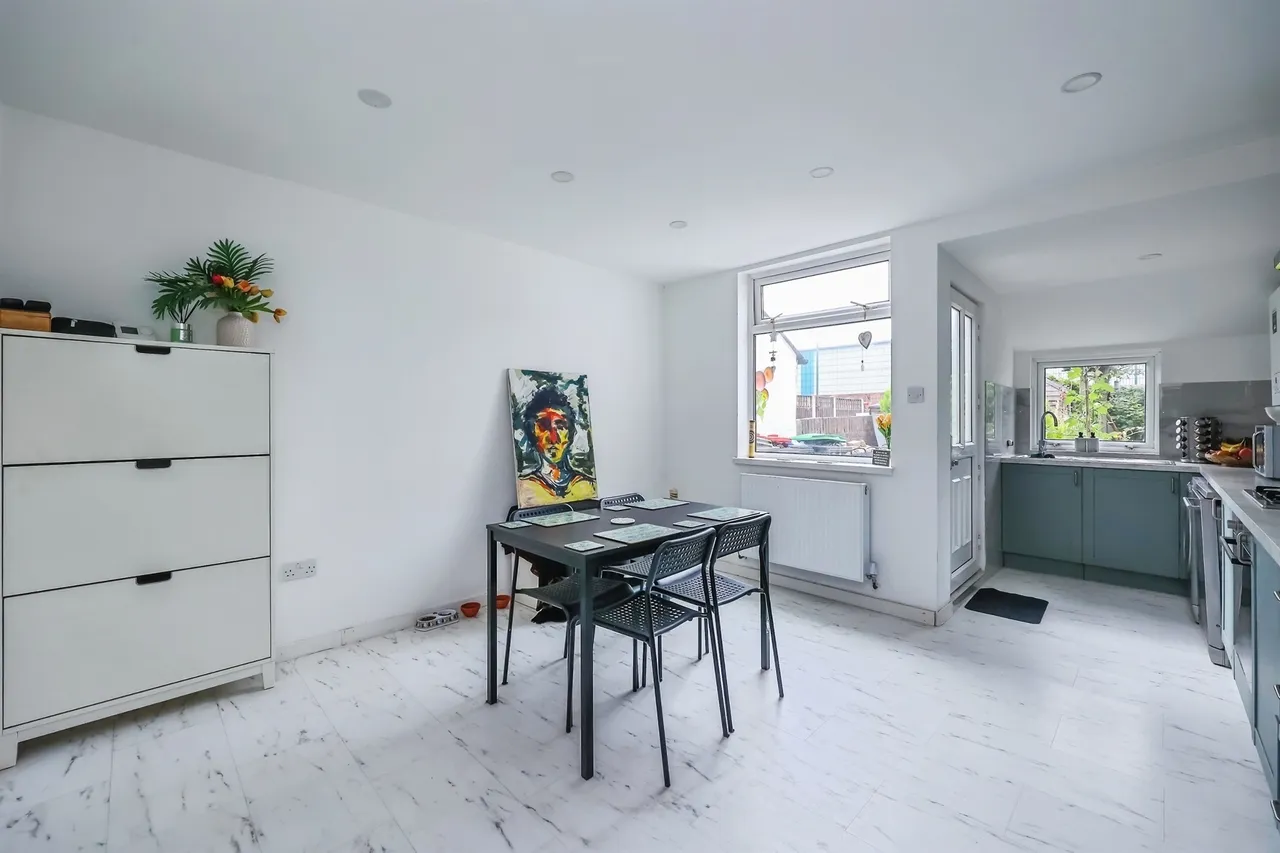 Carlingford Road, Hucknall, NG15, photo 6