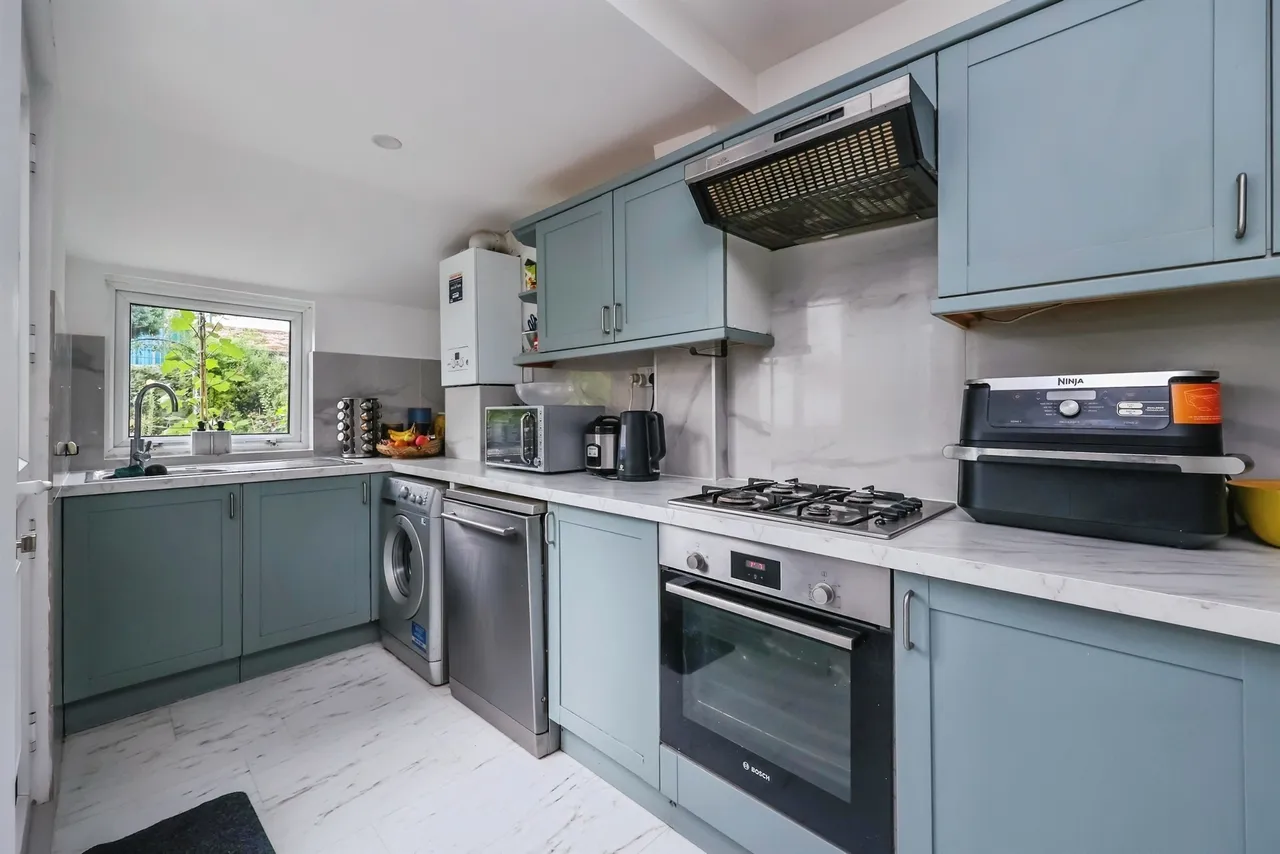 Carlingford Road, Hucknall, NG15, photo 2