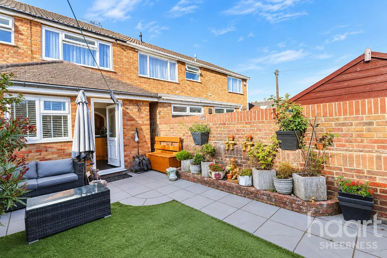 Queenborough Road, Halfway, ME12, photo 15