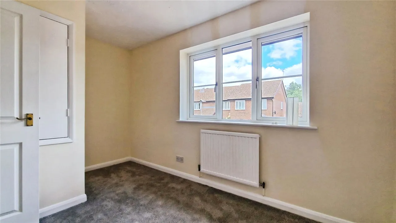 Angel Place, Binfield, Bracknell, Berkshire, RG42 4DZ, photo 8