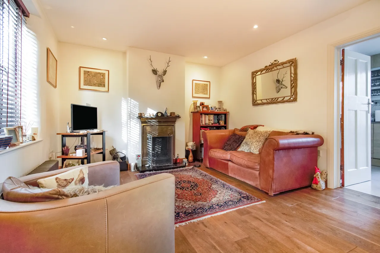 Hitches Lane, Crookham Village, Fleet, GU51 5SW, photo 9