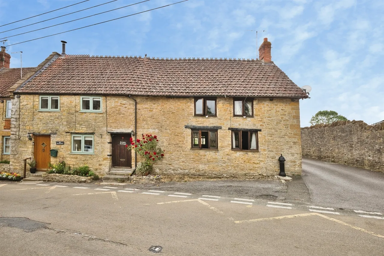 2 bed house for sale — North Street, Haselbury Plucknett, Crewkerne