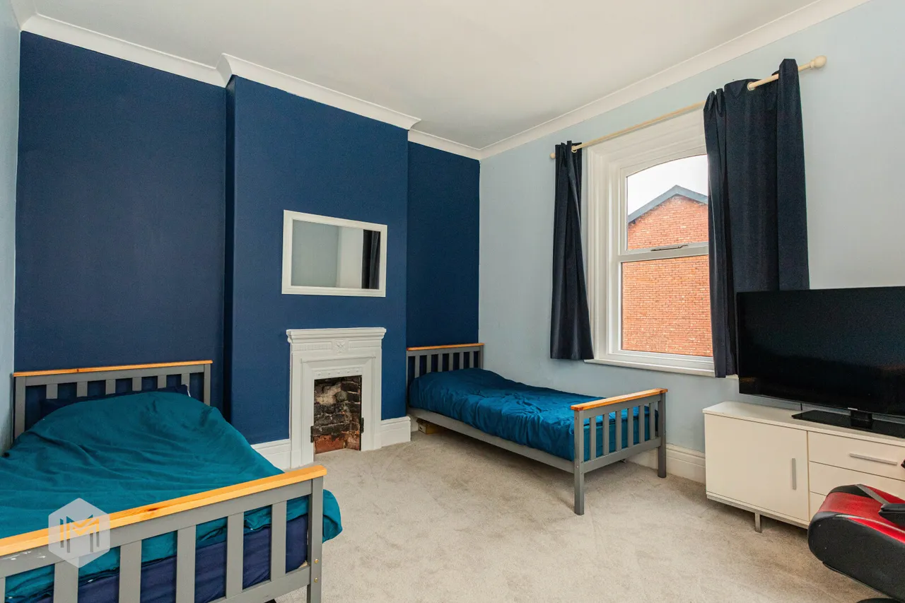 Wigshaw Lane, Culcheth, Warrington, WA3 4AB, photo 10