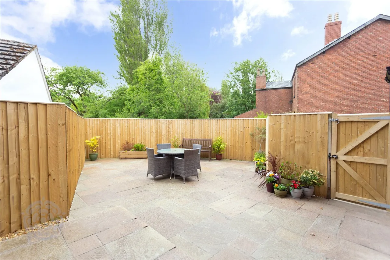 Wigshaw Lane, Culcheth, Warrington, WA3 4AB, photo 15