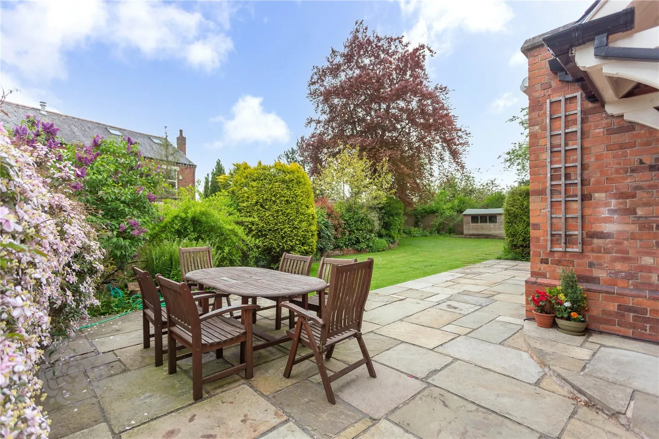 Wigshaw Lane, Culcheth, Warrington, WA3 4AB, photo 14