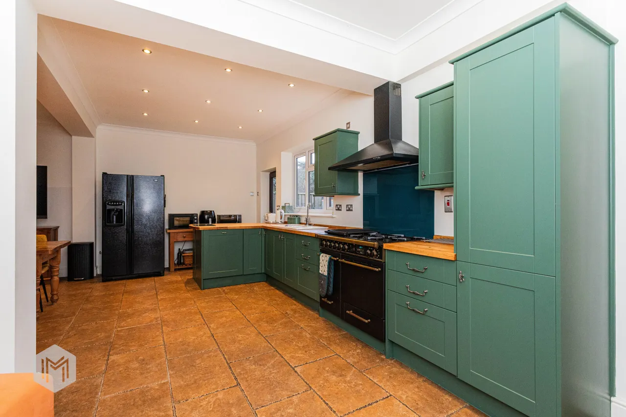 Wigshaw Lane, Culcheth, Warrington, WA3 4AB, photo 5