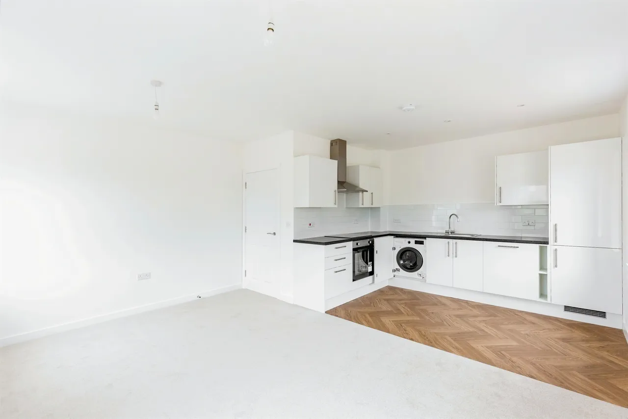 St. Crispin Drive, Northampton, photo 8