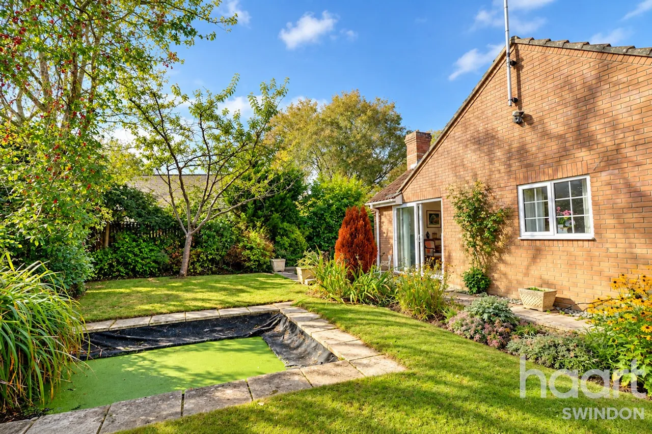 Baird Close, Swindon, SN5, photo 19