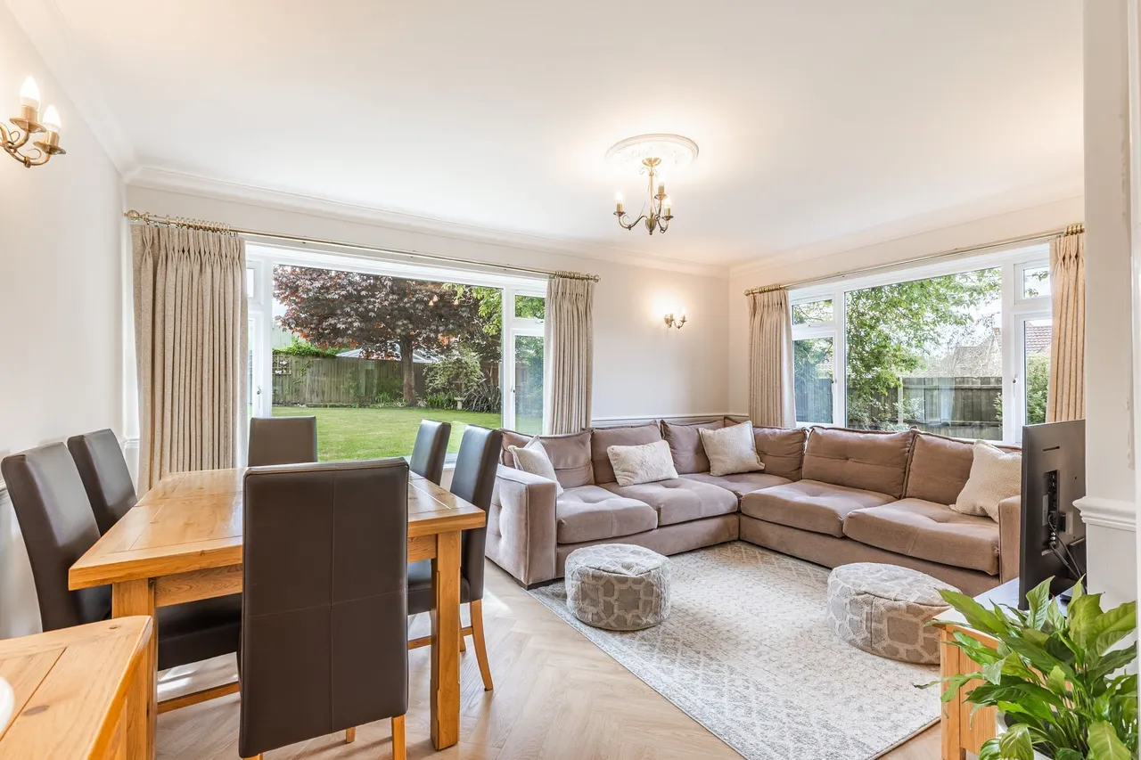 4 bed house for sale, Four Bedroom Beautifully Renovated Hi