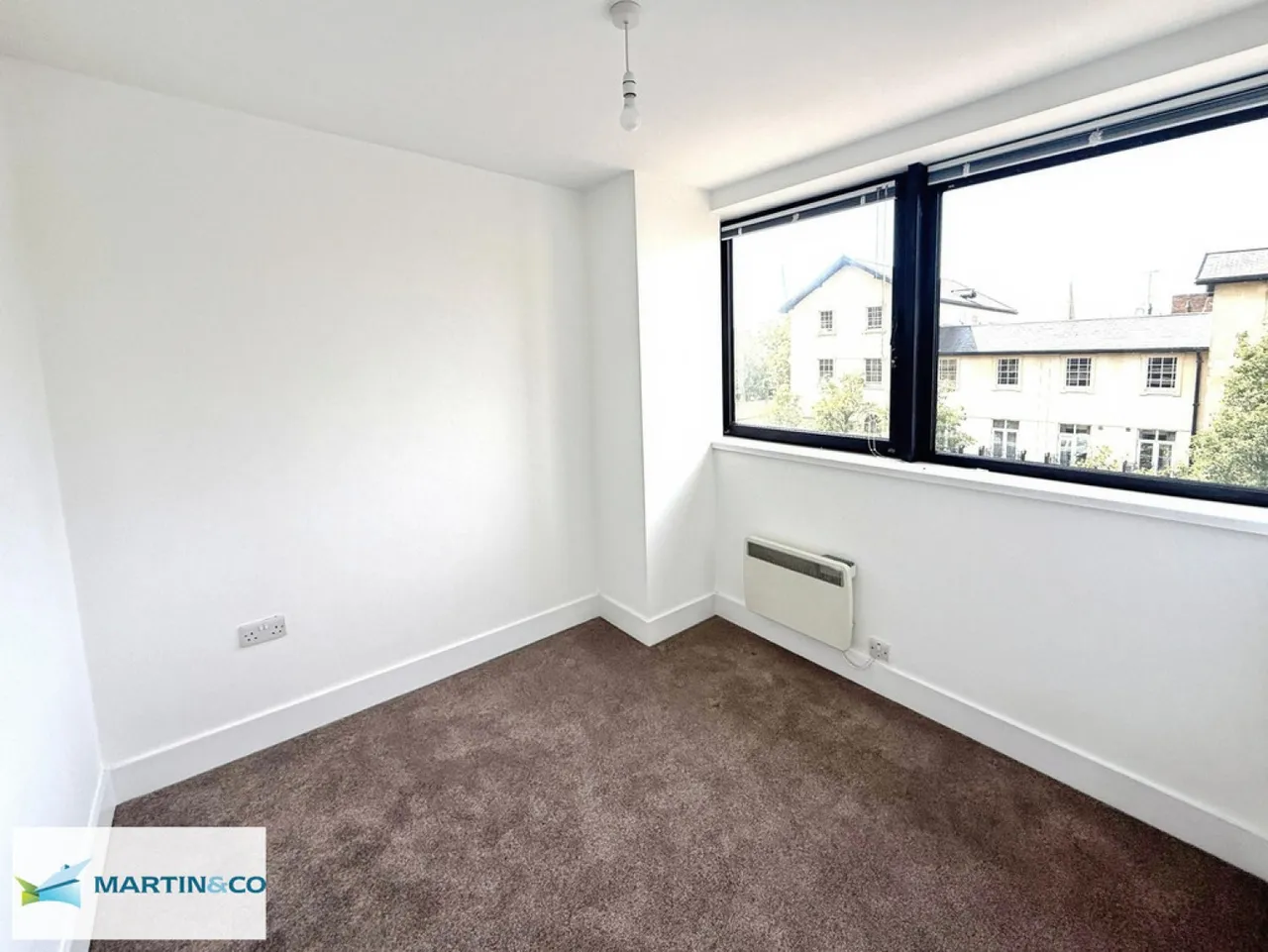 Kings Rd., Reading, Berkshire, photo 4