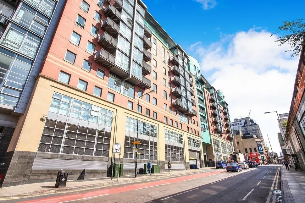 2 bed flat to rent, Whitworth Street West, Manchester, M1