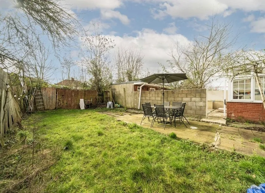 Coniston Avenue, Ealing, UB6, photo 6