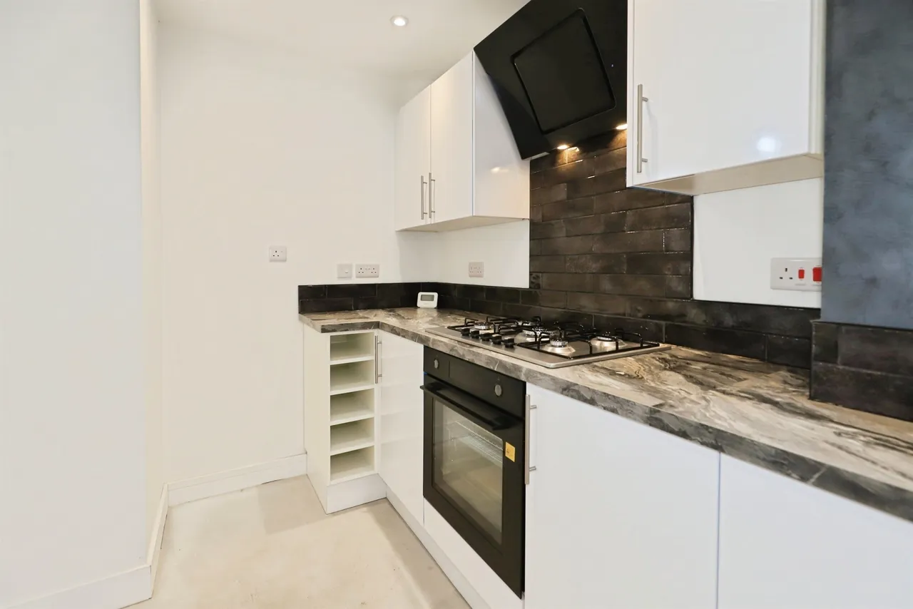 Hadley Road, Bilston, photo 3
