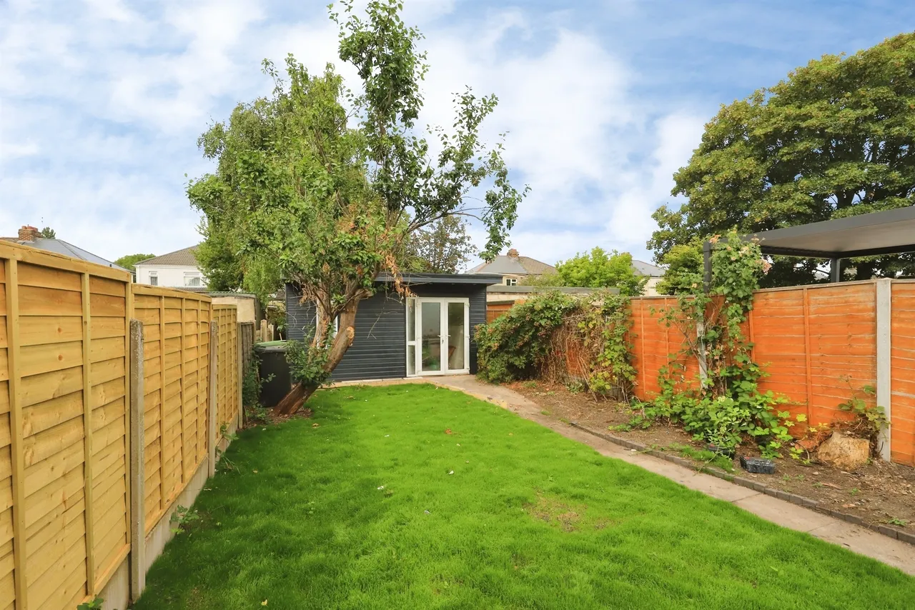 Hadley Road, Bilston, photo 12