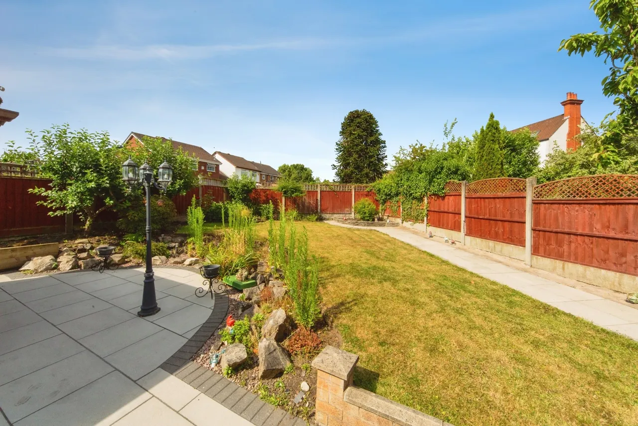 Broad Hey Close, Liverpool, L25, photo 23