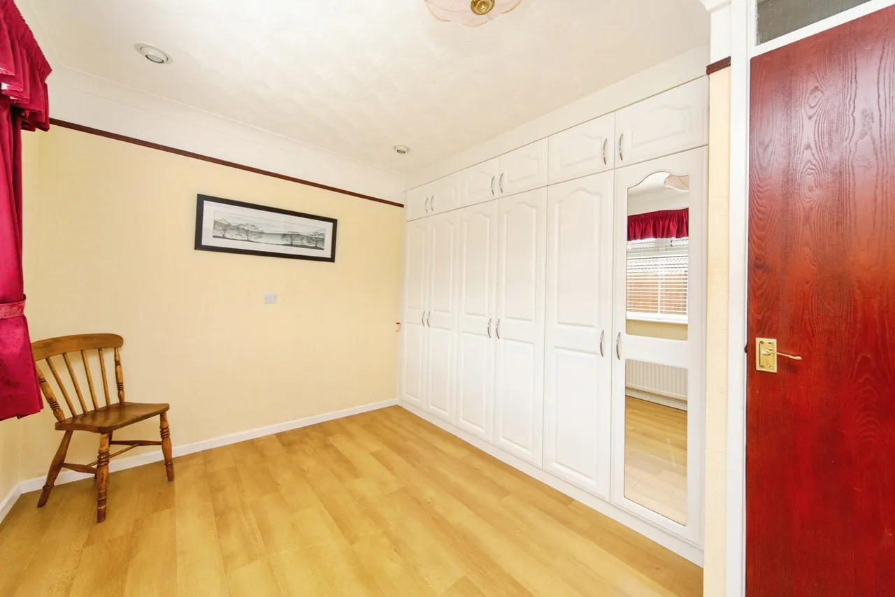 Broad Hey Close, Liverpool, L25, photo 14