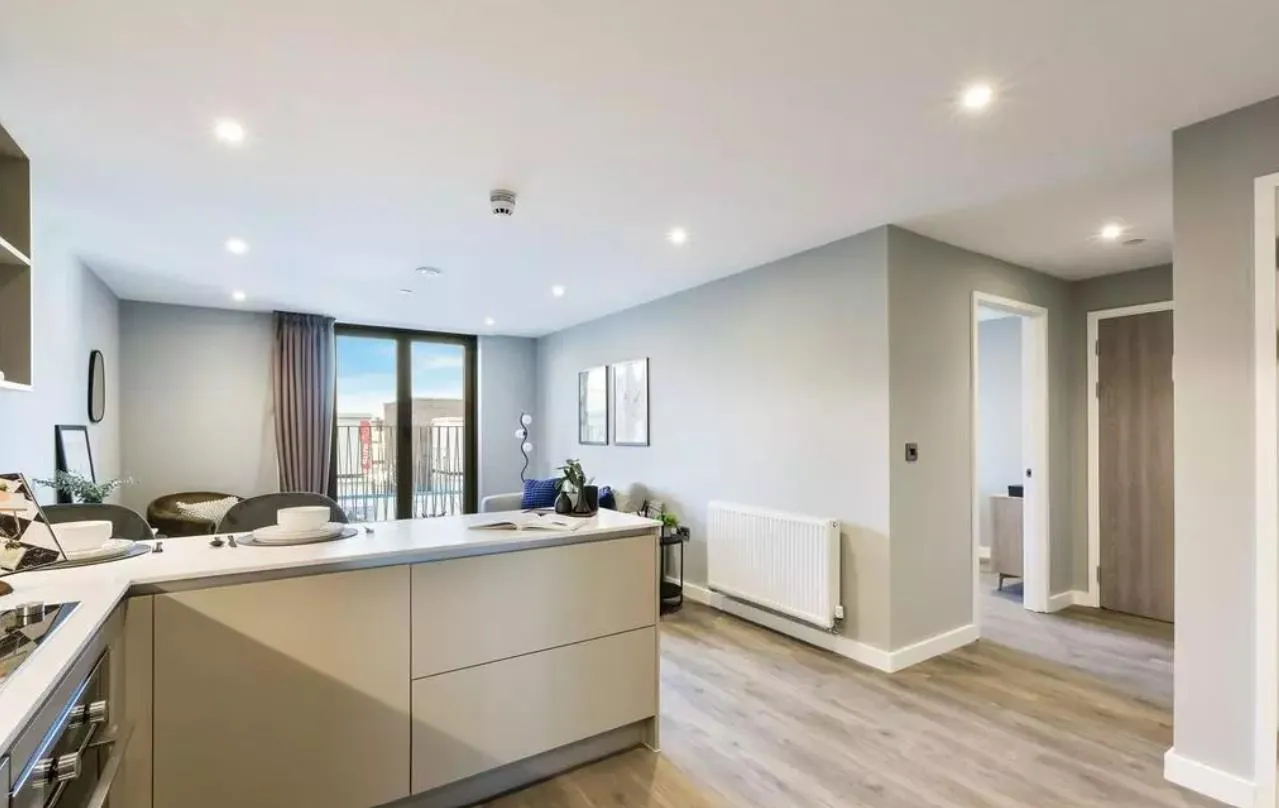 1 bed flat to rent, Silvertown Way, London, E16