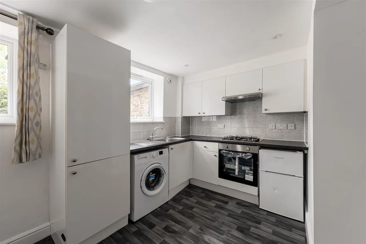 Darlington Road, London, photo 8