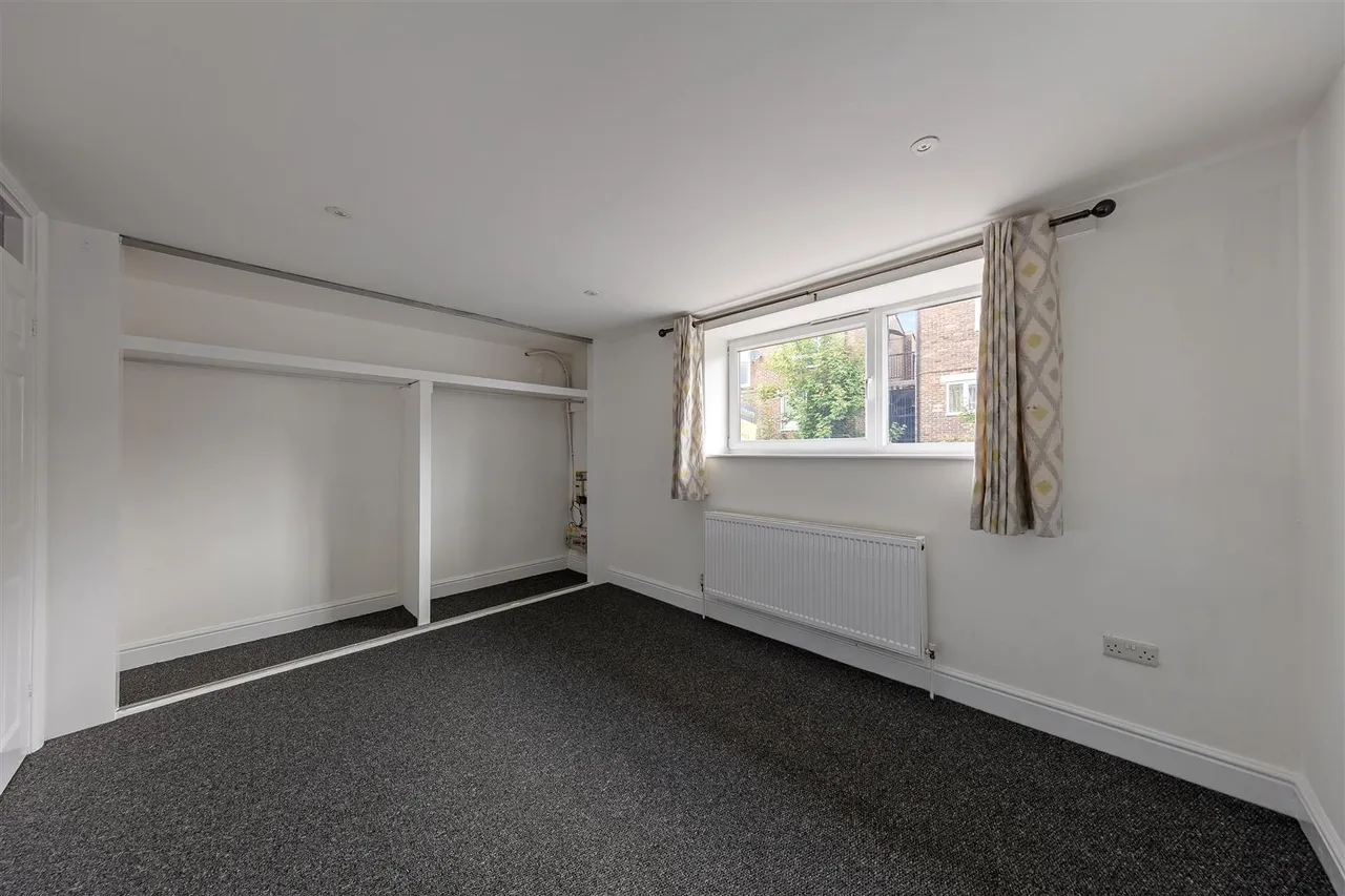 Darlington Road, London, photo 5