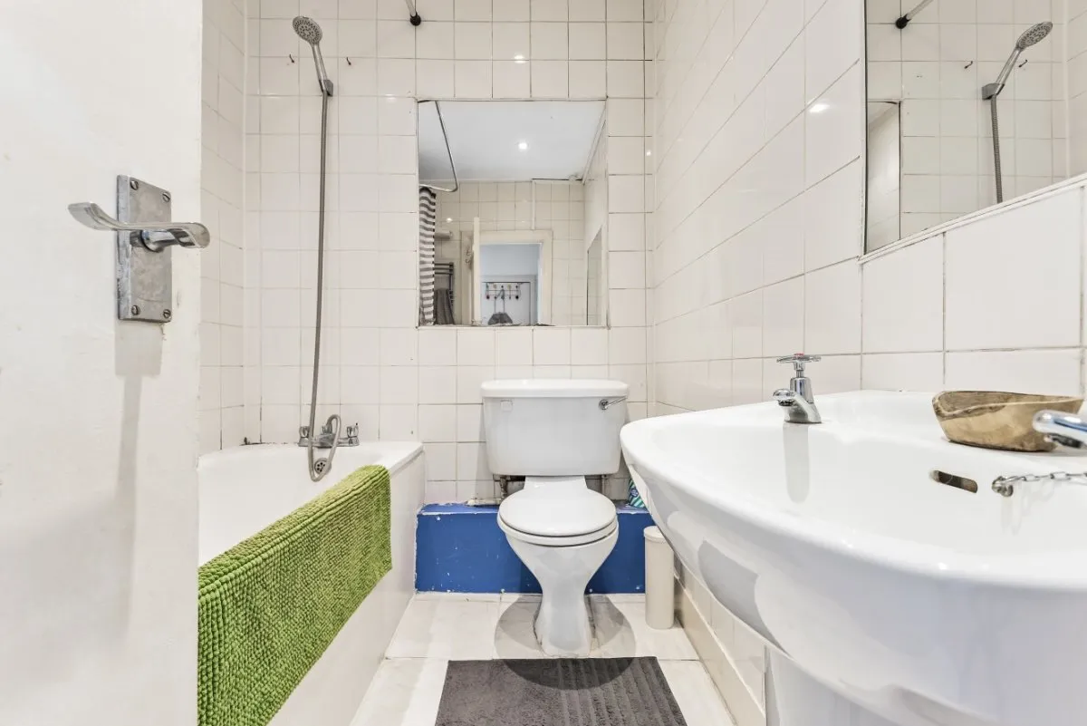 Lavender Hill, Battersea, London, SW11, photo 4
