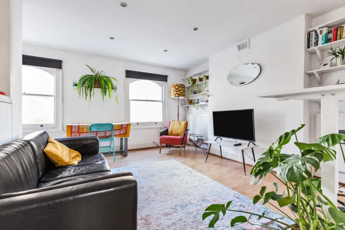 1 bed flat for sale — Lavender Hill, Battersea, London, SW11