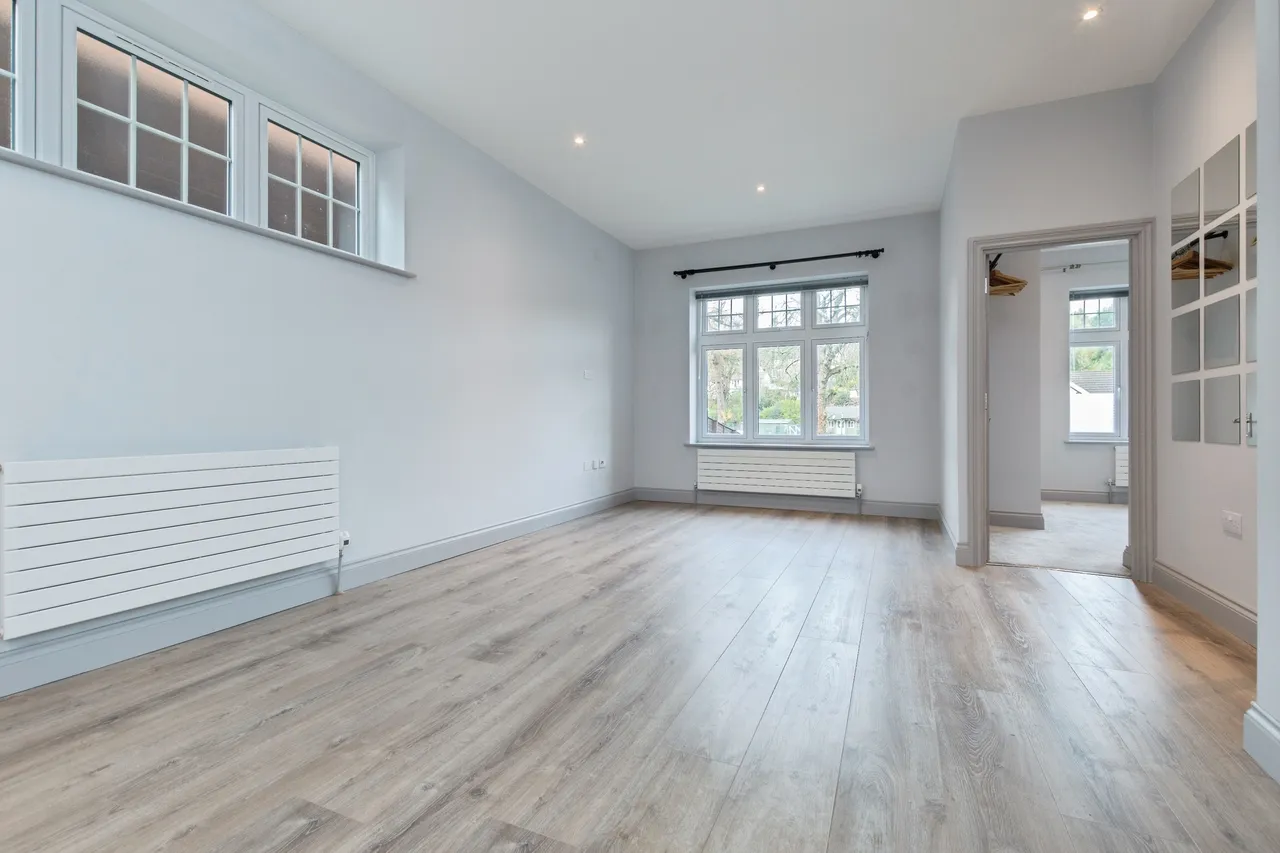 Woodcote Valley Road, Purley, CR8, photo 6