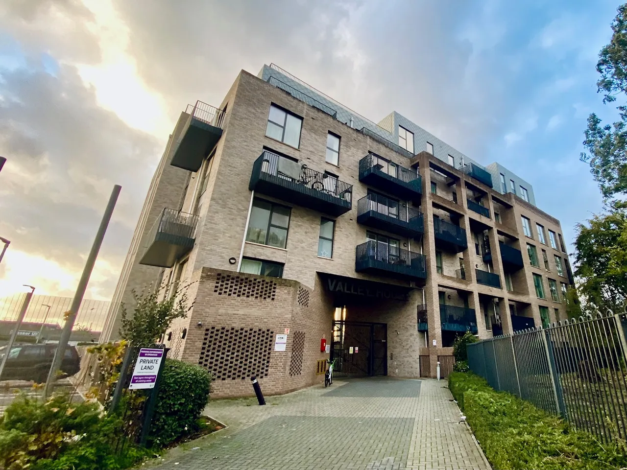 Manor Road, London, W13, photo 8