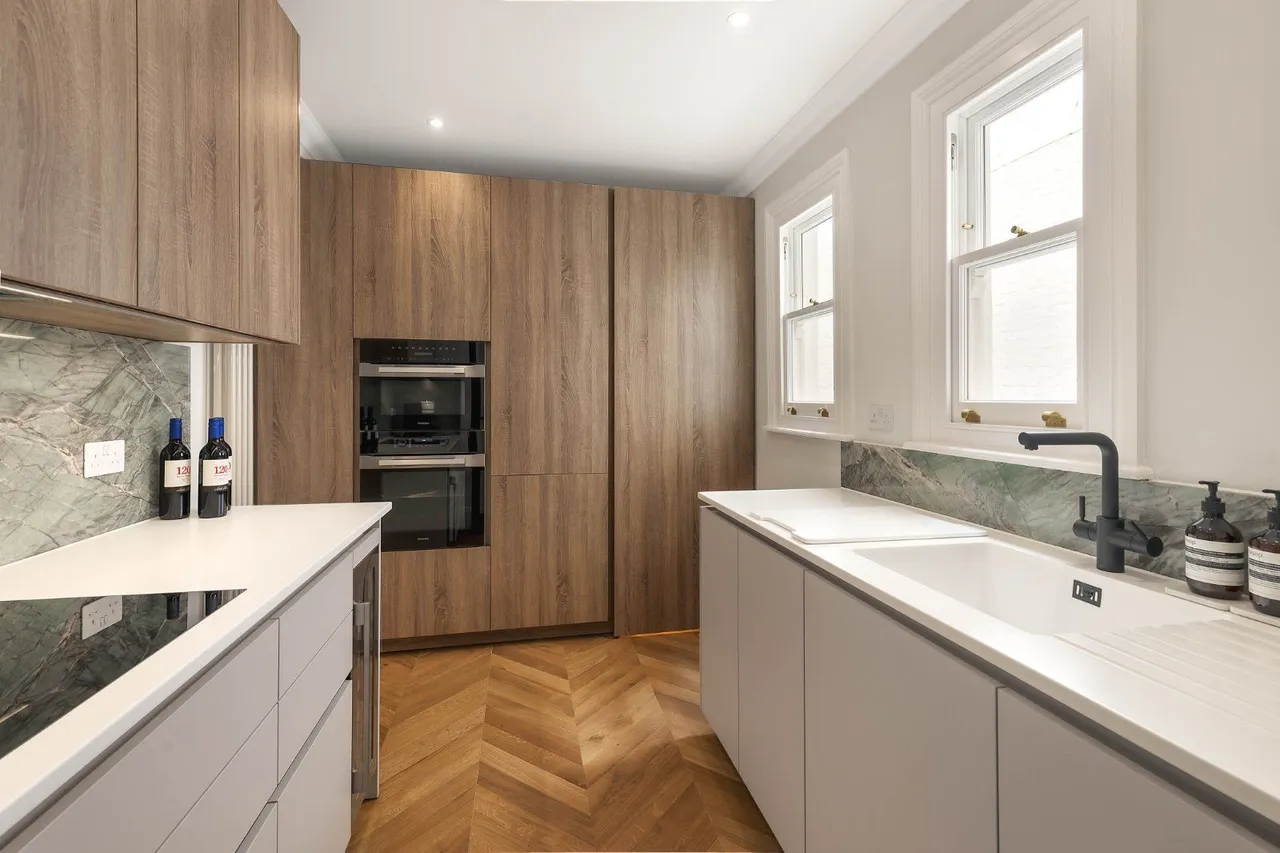 Abingdon Road, London, W8 6AW, photo 4