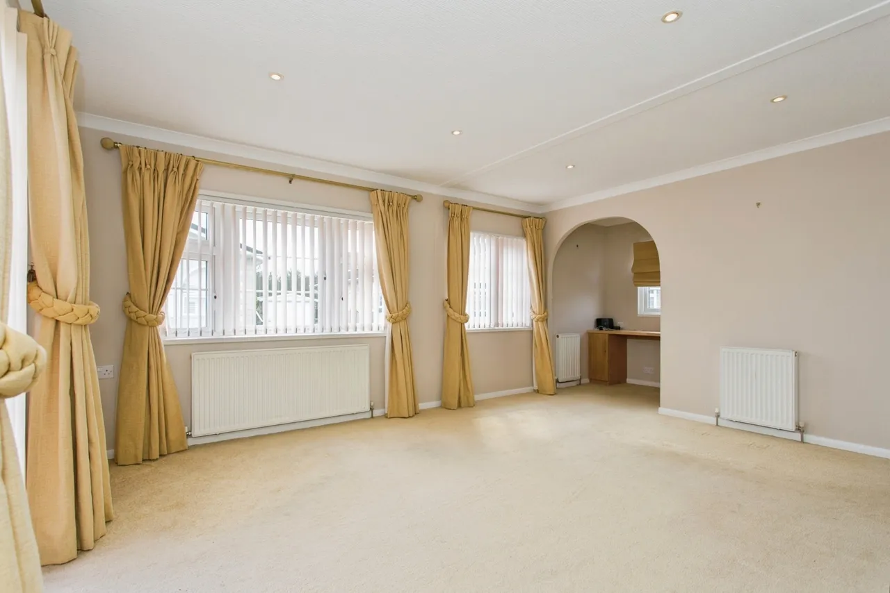 The Firs, Fulbourn Old Drift, CB1, photo 7