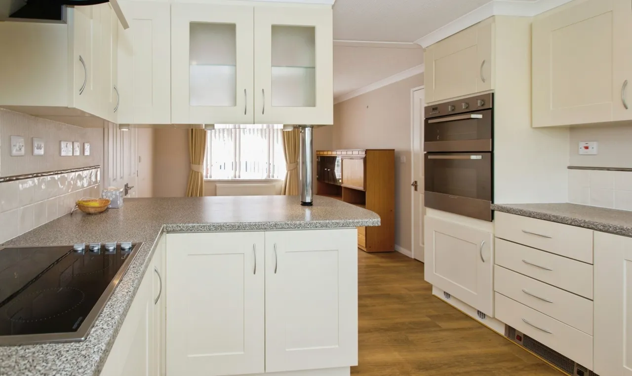 The Firs, Fulbourn Old Drift, CB1, photo 5
