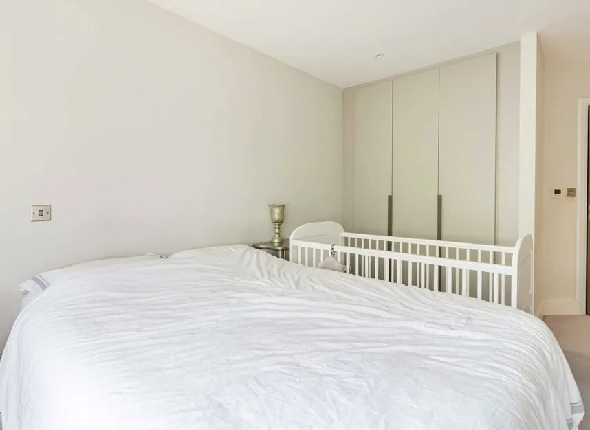 Calshot Way, Enfield, EN2, photo 10