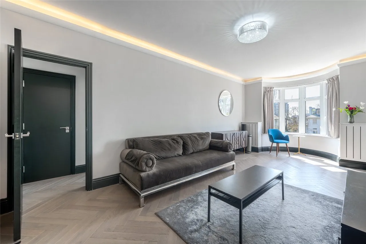 2 bed flat for sale, Hall Road, St John's Wood, NW8
