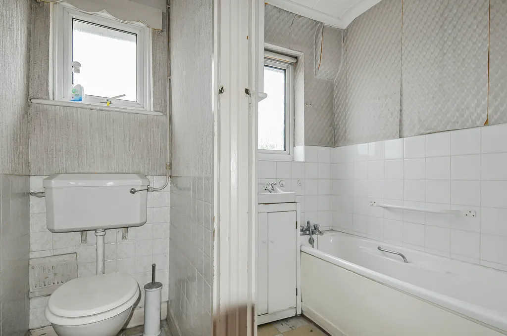 Kenton Lane, Harrow, HA3, photo 22