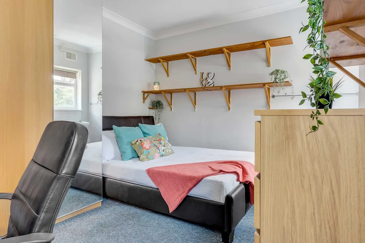 Sketty Road, Swansea, SA2, photo 9