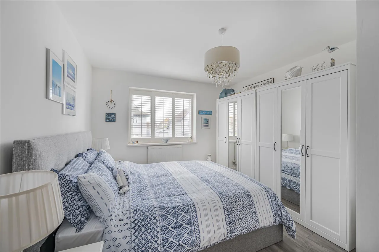 Roderick Avenue, Peacehaven, photo 42