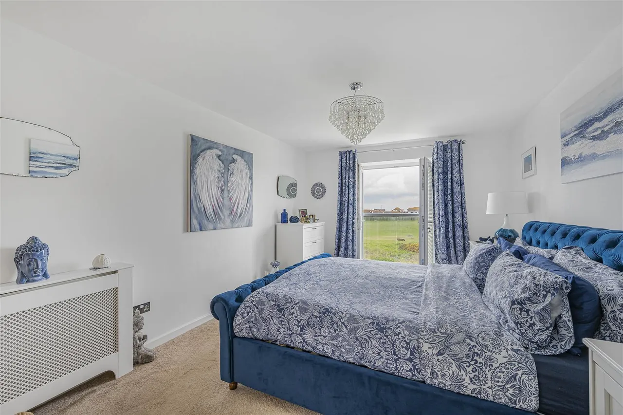 Roderick Avenue, Peacehaven, photo 20