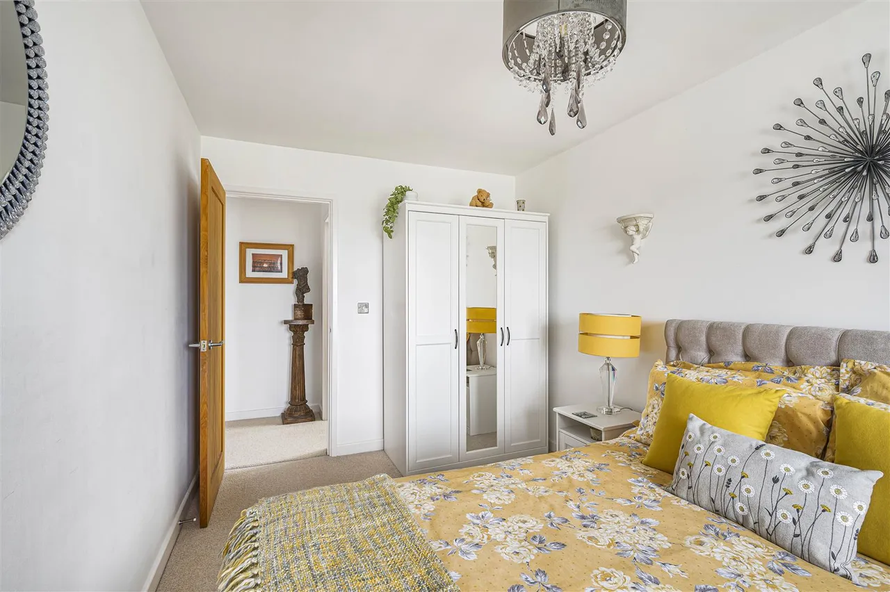Roderick Avenue, Peacehaven, photo 48