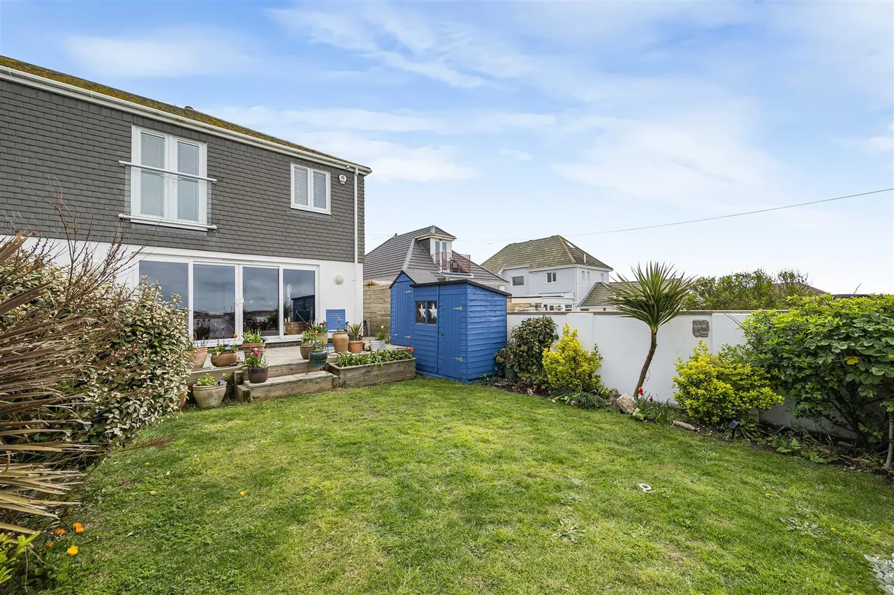 Roderick Avenue, Peacehaven, photo 33