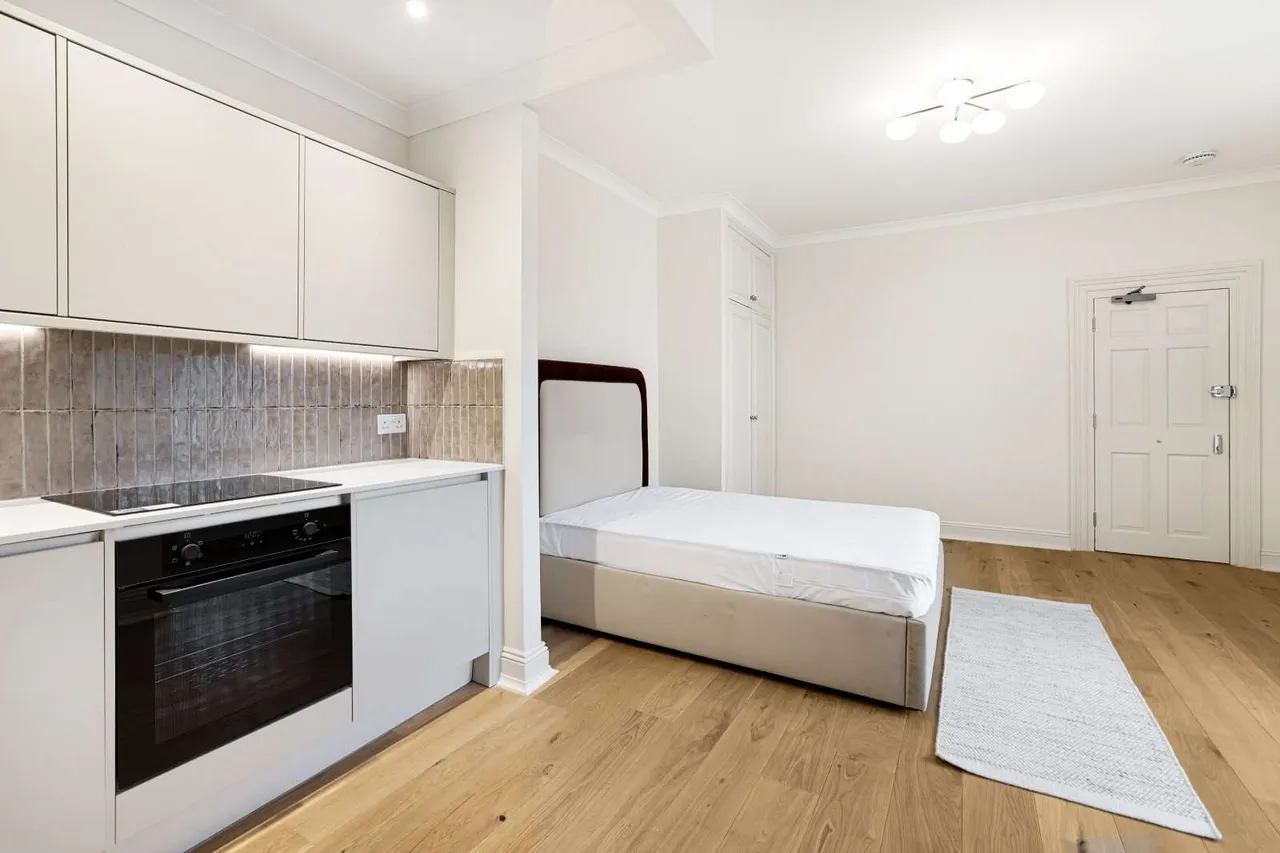 Strathmore Gardens, London, W8 4RZ, photo 2