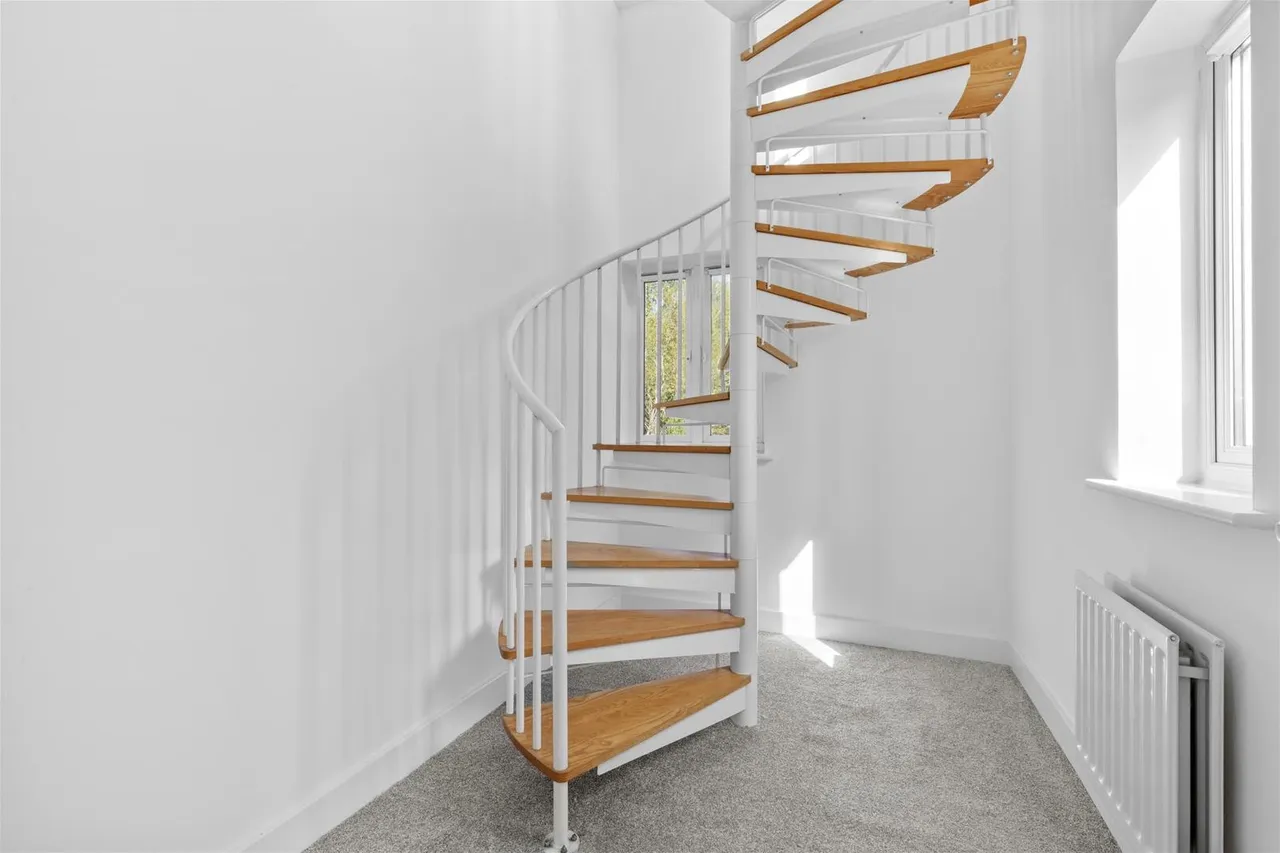 Crowell Mews, Aylesbury, HP19, photo 6