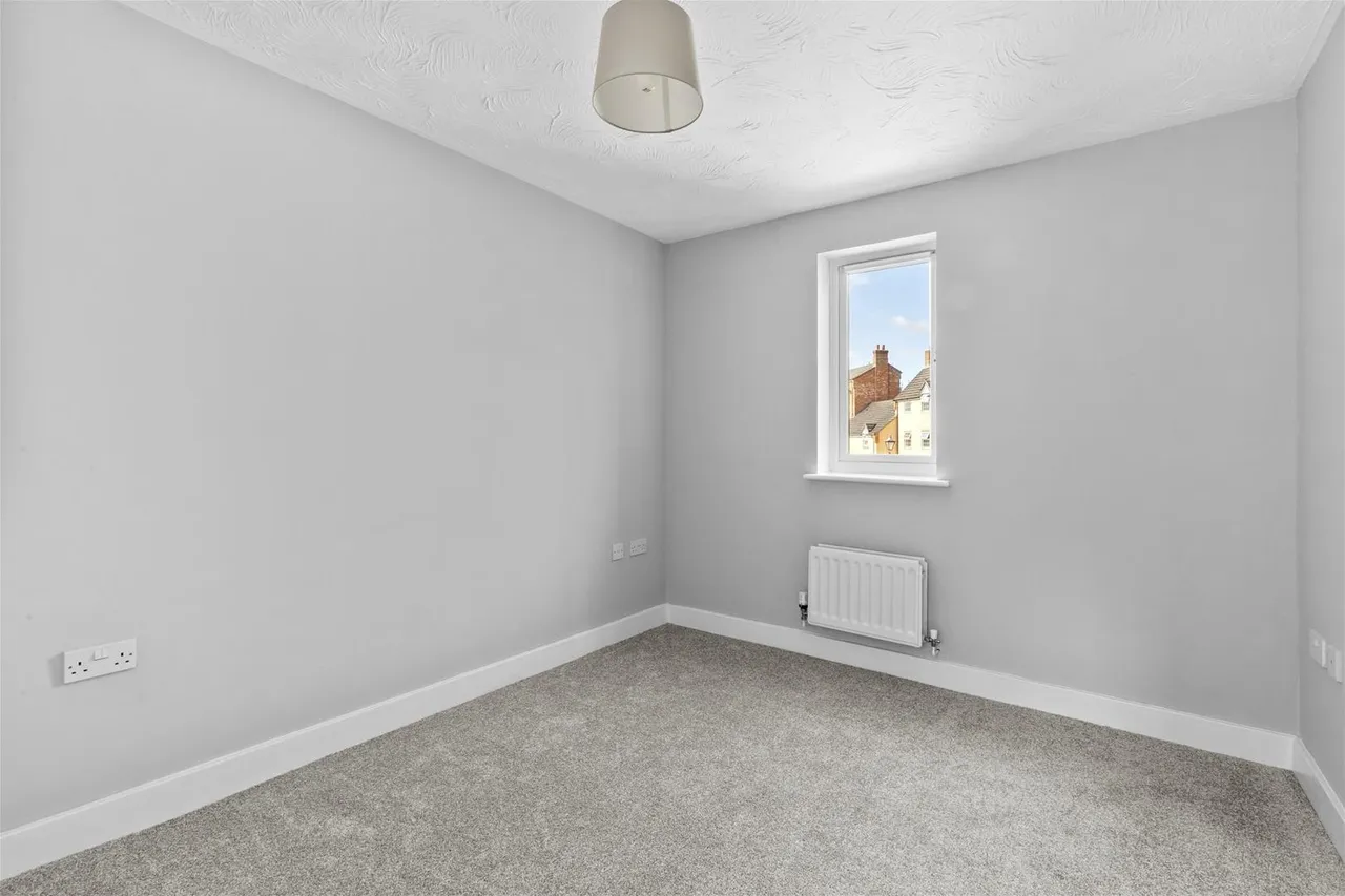 Crowell Mews, Aylesbury, HP19, photo 10