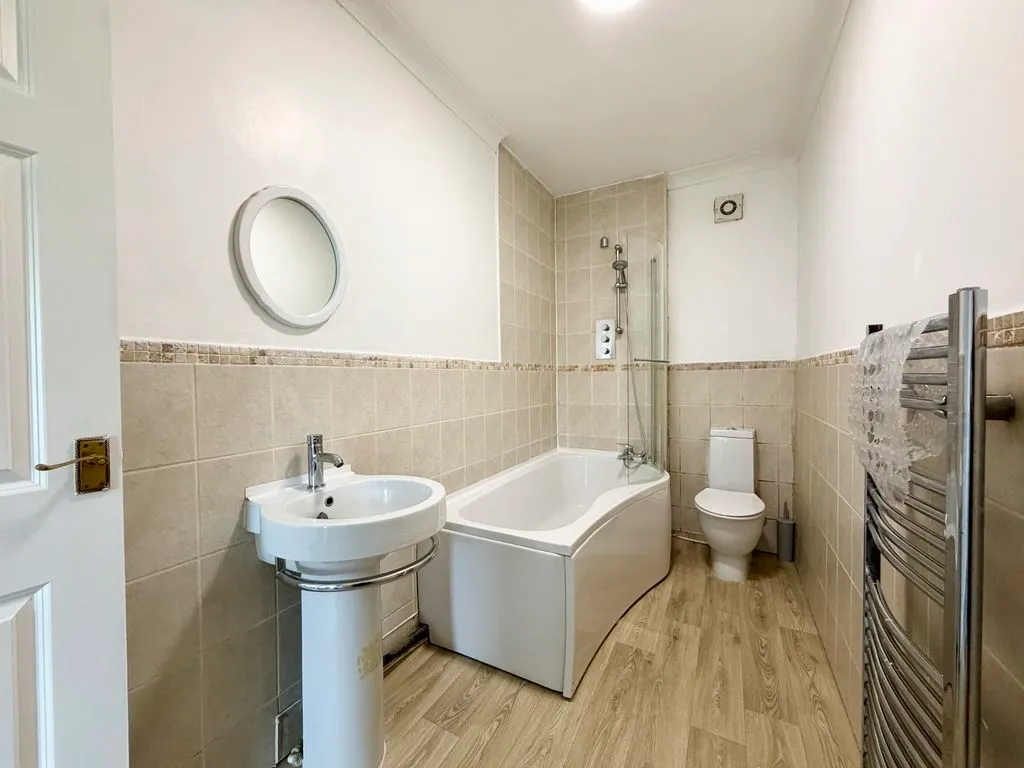 For SaleOutterside Street, Adlington, photo 14