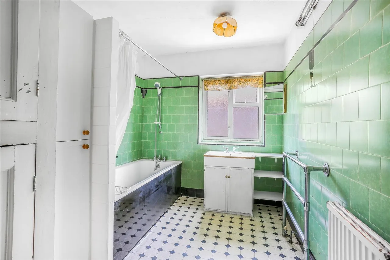 Arundel Avenue, Ewell, KT17 2RN, photo 20