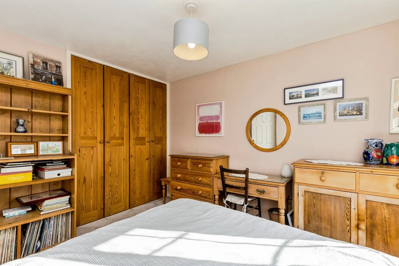 Copestake Drive, Burgess Hill, RH15, photo 9