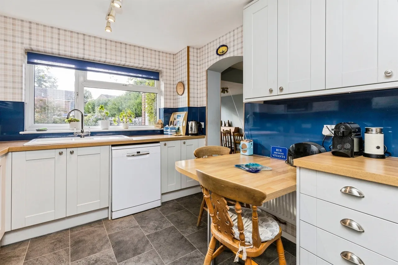 Copestake Drive, Burgess Hill, RH15, photo 3