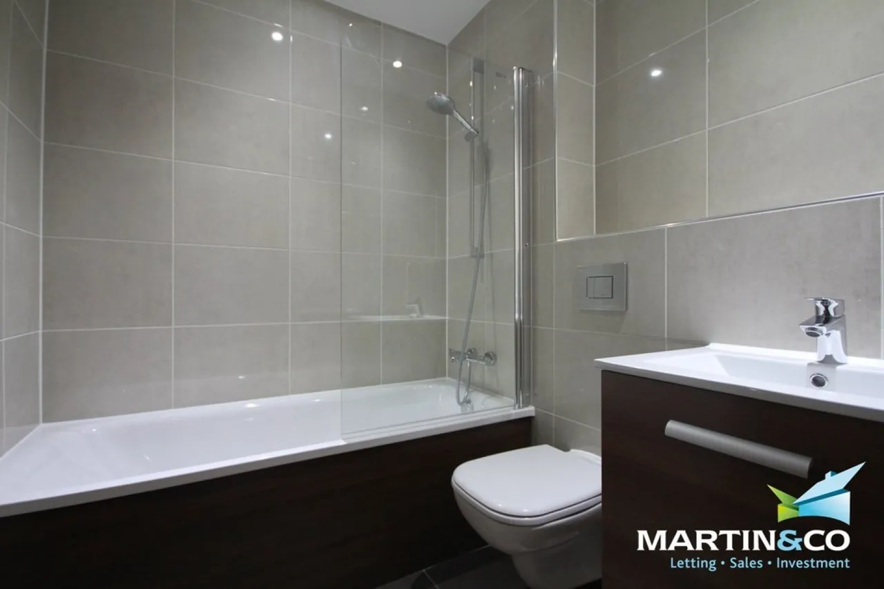 1 Hagley Road, Five Ways, B16, photo 4