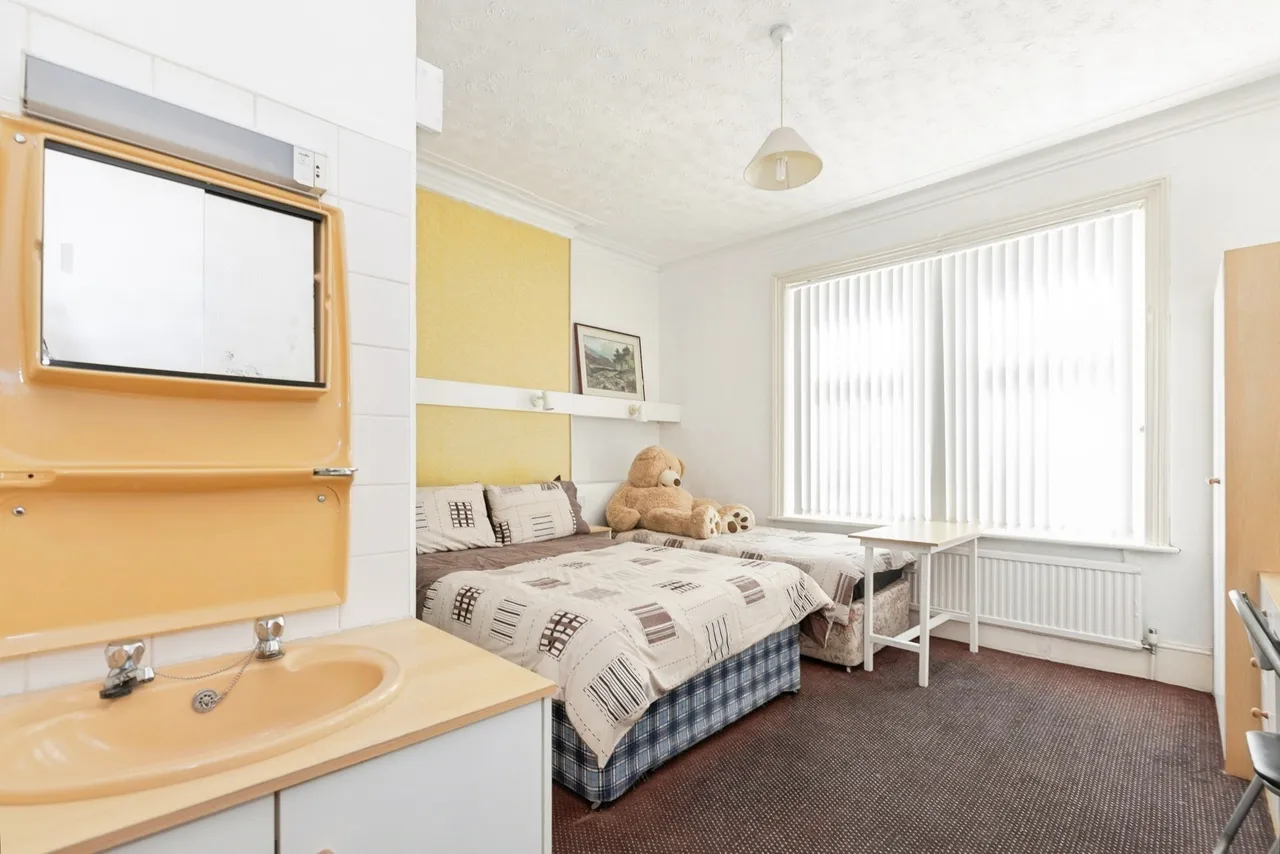 Balfour Road, Ilford, IG1, photo 5